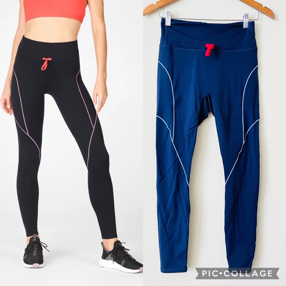 Fabletics MEDIUM Motion365 navy paneled high rise leggings